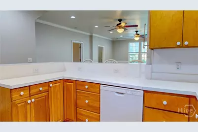 2607 Governor Street, Savannah, GA 31408 - Photo 11