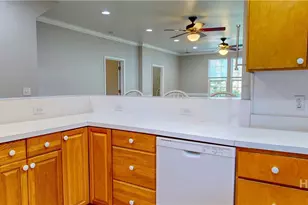2607 Governor St, Savannah, GA 31408 - Photo 11