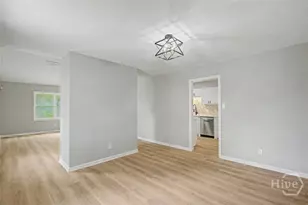 135 Backshell Rd, Savannah, GA 31404 - Photo 11