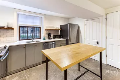1 E Gordon Street #Garden, Savannah, GA 31401 - Photo 13