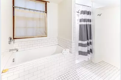 1 E Gordon Street #Garden, Savannah, GA 31401 - Photo 23