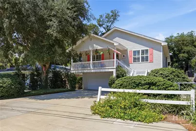 1007 Mallery Street, St Simons Island, GA 31522 - Photo 3