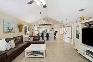 1007 Mallery St, St Simons Island, GA 31522 - Photo 13