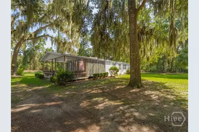 1045 Live Oak Lane NE, Townsend, GA 31331 - Photo 3