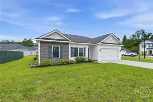 369 Brightleaf Cir, Hinesville, GA 31313 - Photo 3