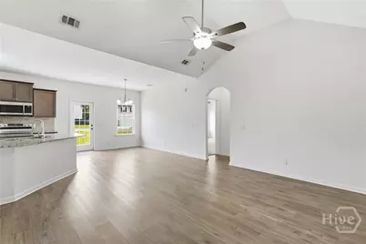 369 Brightleaf Circle, Hinesville, GA 31313 - Photo 7