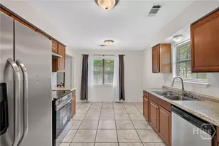 626 Trevor St, Hinesville, GA 31313 - Photo 11