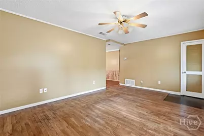 2429 Dolphin Drive, Savannah, GA 31406 - Photo 9