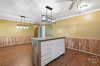 2429 Dolphin Drive, Savannah, GA 31406 - Photo 15