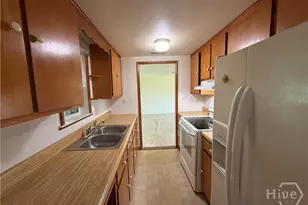 209 Bradwell St, Hinesville, GA 31313 - Photo 11
