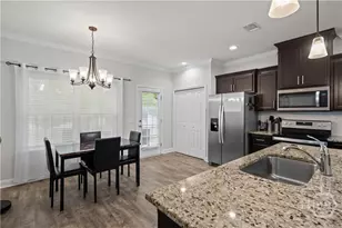 751 Fairview Cir, Hinesville, GA 31313 - Photo 11