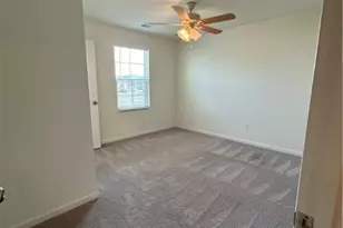 211 Foster St, Rincon, GA 31326 - Photo 9
