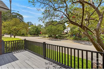 702 E 52nd Street, Savannah, GA 31405 - Photo 15