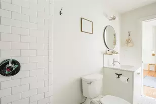 1 E Gordon St, Savannah, GA 31401 - Photo 15