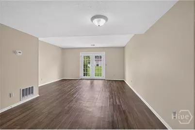 901 Olmstead Drive, Hinesville, GA 31313 - Photo 5