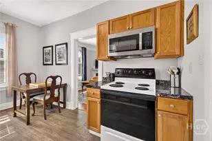 530 E 35th St, Savannah, GA 31401 - Photo 11