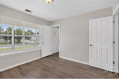 17 Leeward Drive, Savannah, GA 31419 - Photo 7