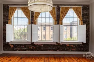 321 W Broughton St, Savannah, GA - Photo 3