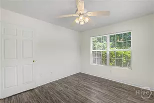 1202 E Waldburg St, Savannah, GA 31404 - Photo 25