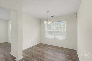 1202 E Waldburg St, Savannah, GA 31404 - Photo 11