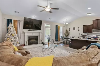 305 Coconut Drive, Bloomingdale, GA 31302 - Photo 5