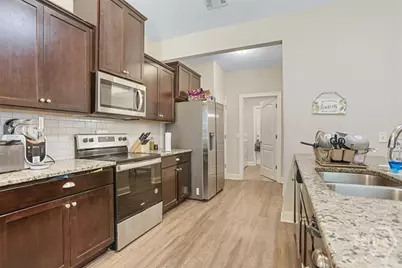 305 Coconut Drive, Bloomingdale, GA 31302 - Photo 11