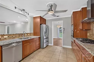 304 Wellington Rd, Savannah, GA 31410 - Photo 19