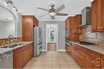 304 Wellington Road, Savannah, GA 31410 - Photo 17