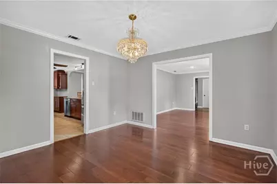 304 Wellington Road, Savannah, GA 31410 - Photo 15