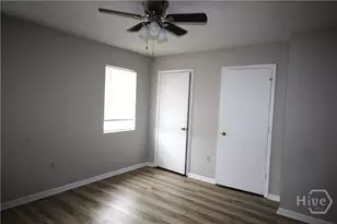 1100 Pineland Ave, Hinesville, GA 31313 - Photo 13