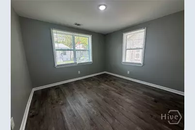 112 Norton Street, Savannah, GA 31415 - Photo 9