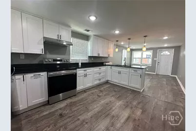112 Norton Street, Savannah, GA 31415 - Photo 7