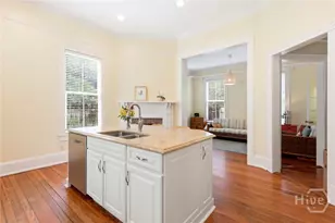 19 E 39th St, Savannah, GA 31401 - Photo 25