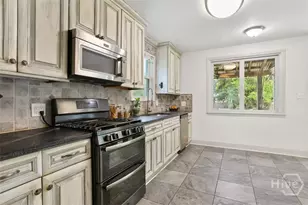 546 Columbus Dr, Savannah, GA 31405 - Photo 17