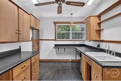 511 E 53rd Street, Savannah, GA 31405 - Photo 21
