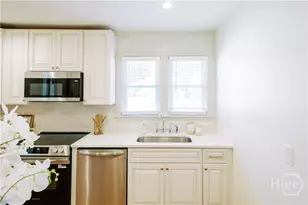 33 E 63rd St, Savannah, GA 31405 - Photo 9