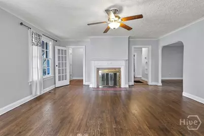 526 Durant Avenue, Savannah, GA 31404 - Photo 5