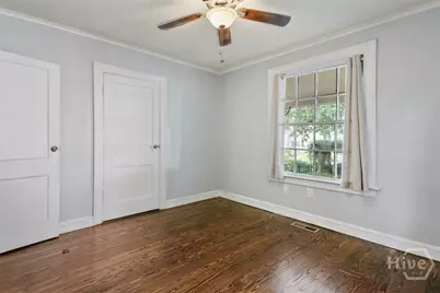 526 Durant Avenue, Savannah, GA 31404 - Photo 17