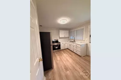 2117 E 58th Street, Savannah, GA 31404 - Photo 5