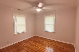 2117 E 58th St, Savannah, GA 31404 - Photo 9