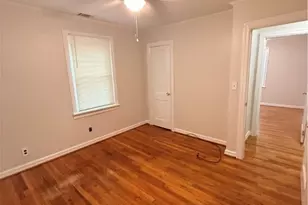 2117 E 58th St, Savannah, GA 31404 - Photo 11