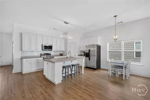 225 Clearwater Cir, Port Wentworth, GA 31407 - Photo 5