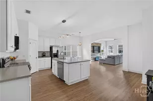 225 Clearwater Cir, Port Wentworth, GA 31407 - Photo 5