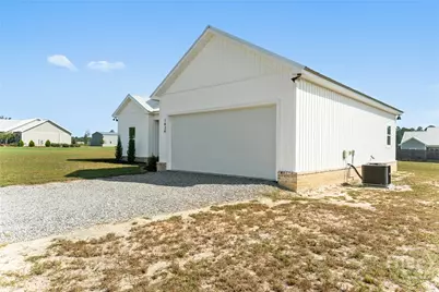1434 Paris Avenue, Swainsboro, GA 30401 - Photo 5