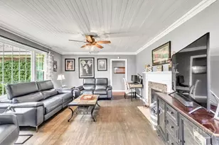 223 E 64th St, Savannah, GA 31405 - Photo 7