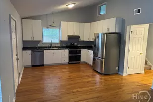 91 Holly Cir, Midway, GA 31320 - Photo 5
