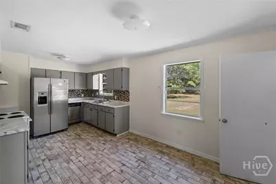 234 Deerwood Drive, Hinesville, GA 31313 - Photo 11