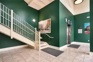 122 W Broughton St, Savannah, GA 31401 - Photo 3