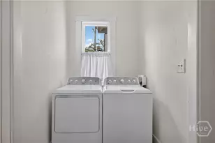825 E 34th St, Savannah, GA 31401 - Photo 31