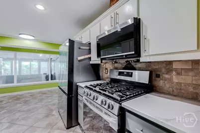 1810 Stillwood Drive, Savannah, GA 31419 - Photo 17